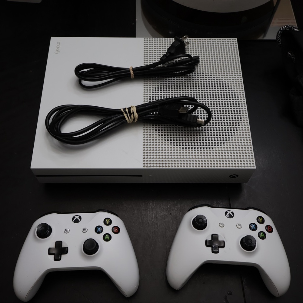 Xbox One S 1TB with Wireless Controllers - White